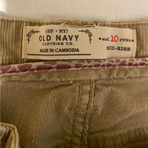 Old Navy size 10 women’s tan corduroy mid-rise stretch bootcut flap pocket jeans - Picture 9 of 10
